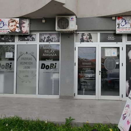 Dobi Apartmani Wing Jagodina Exterior photo