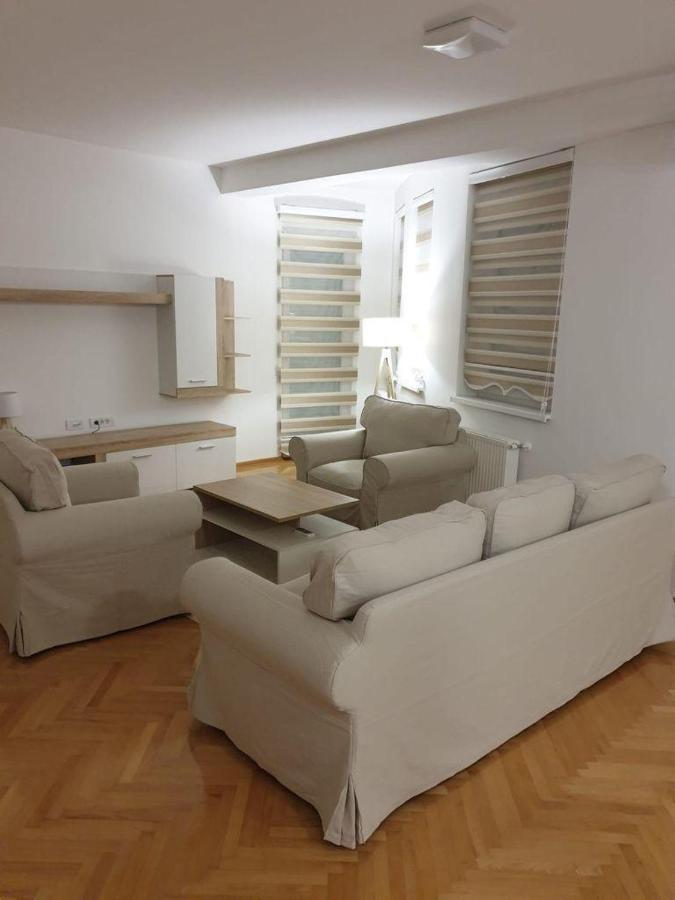 Dobi Apartmani Wing Jagodina Exterior photo